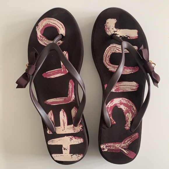 Juicy Couture Platform Flip Flops - Picture 2 of 5
